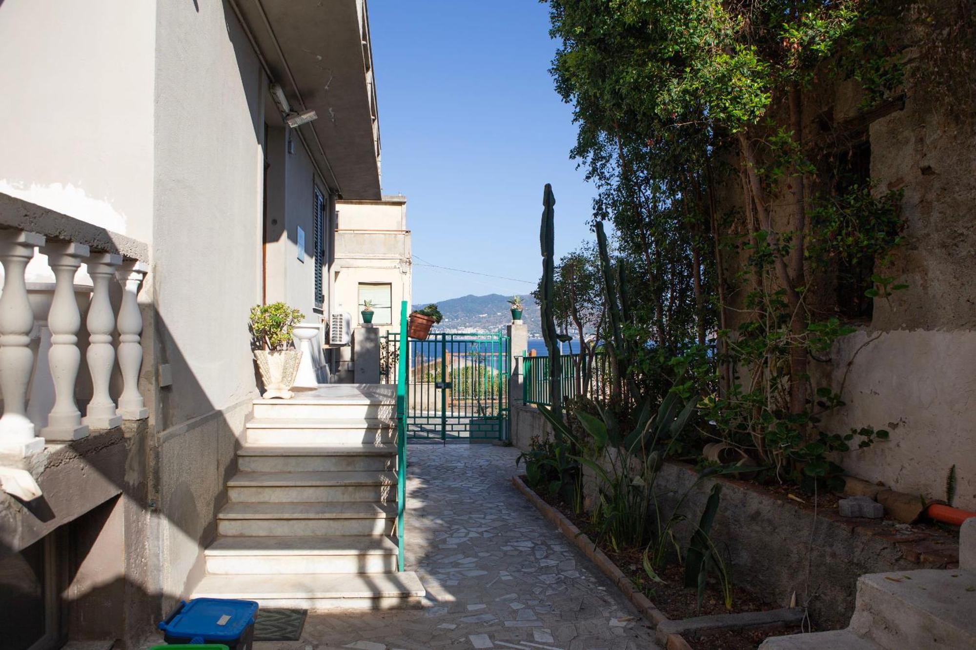 לינה וארוחת בוקר וילה סן ג'ובאני La Casa Di Eolo מראה חיצוני תמונה